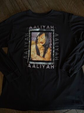 Cross Colours x Aaliyah Graphic Long Sleeve Shirt Black